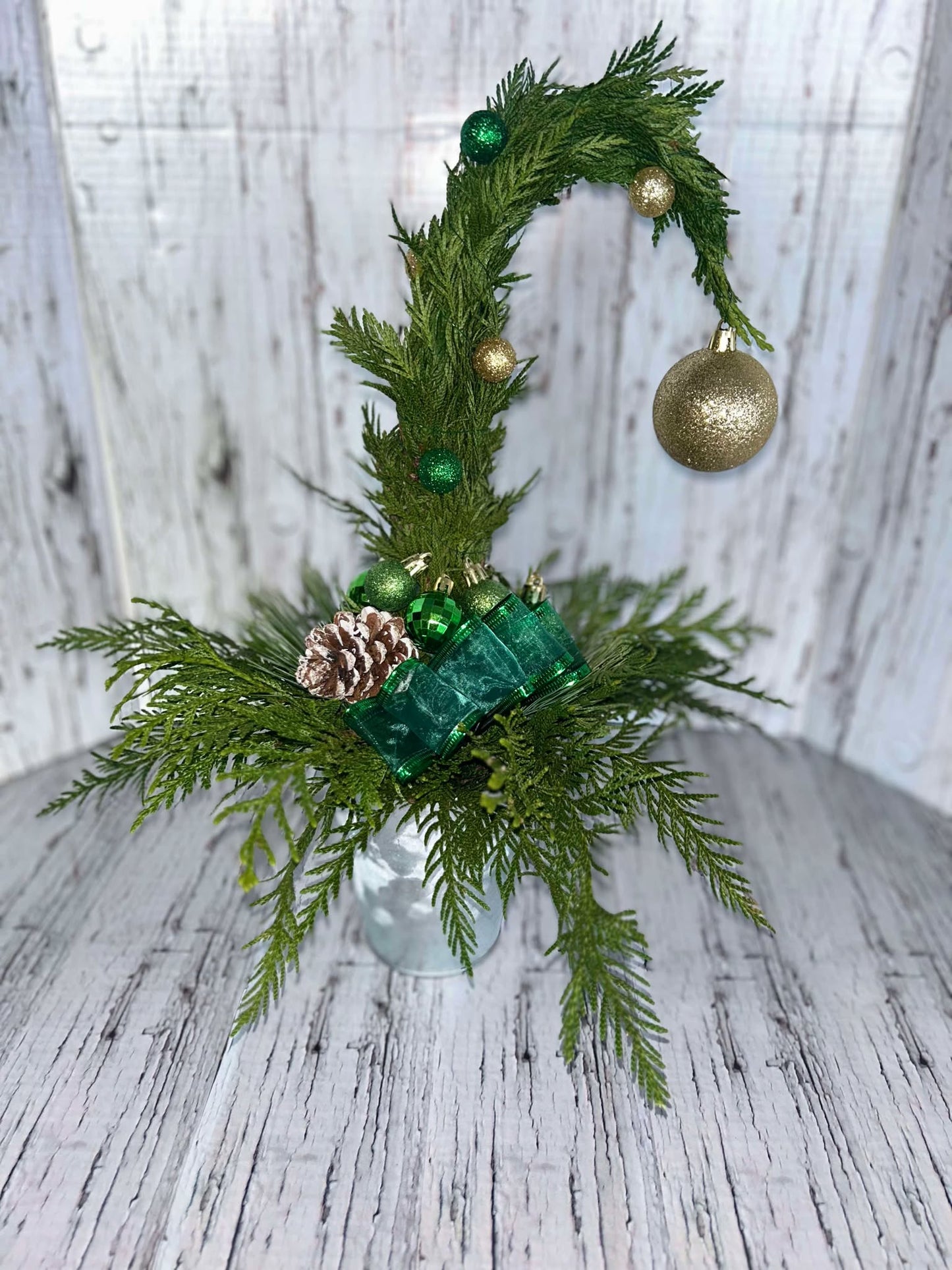 GOLD AND GREEN GRINCH TREE